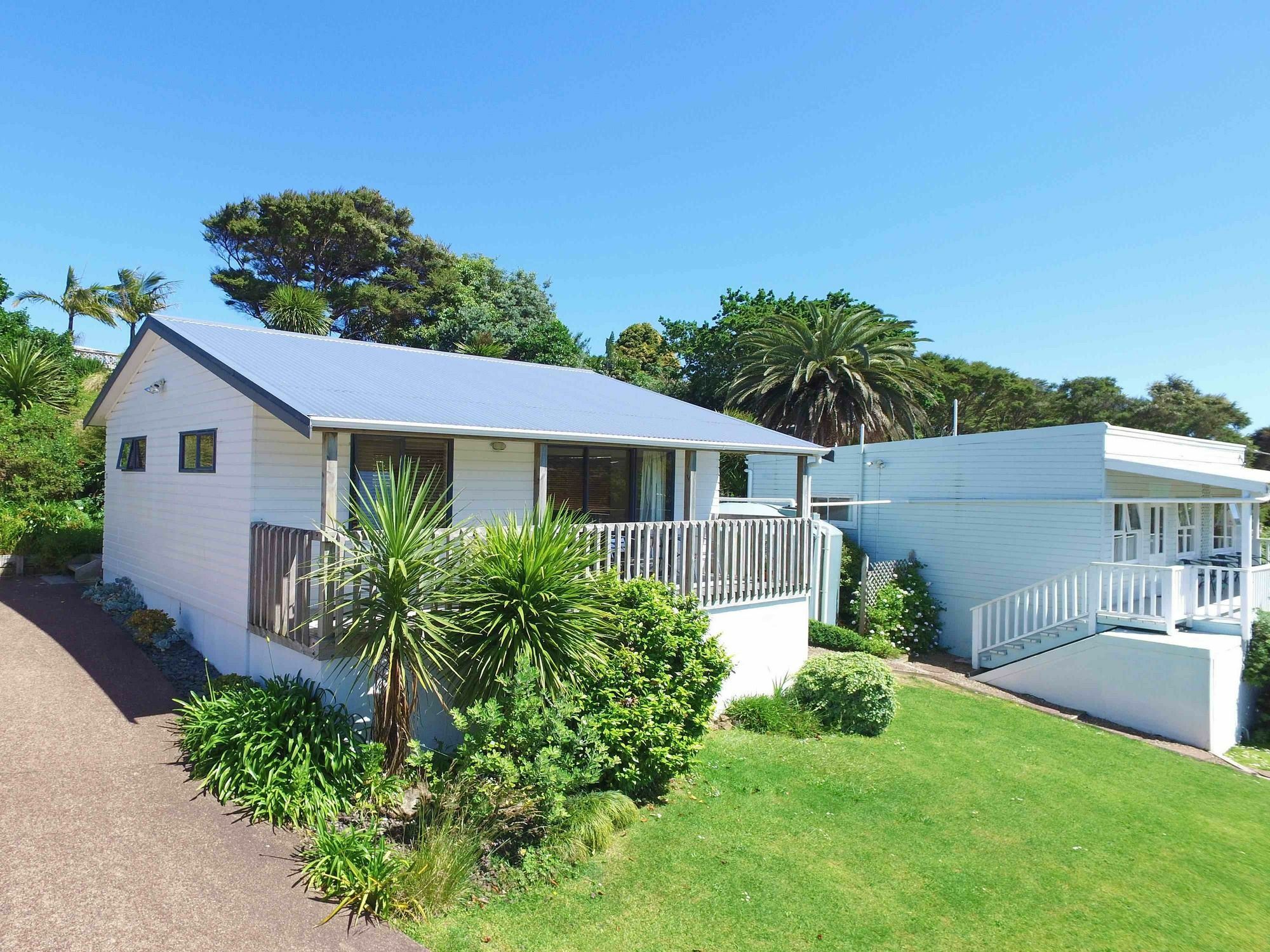 Waiheke Island Motel Ostend Экстерьер фото